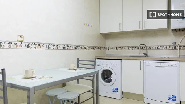Хол
