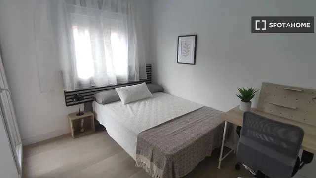 Хол