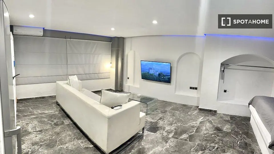 Salon