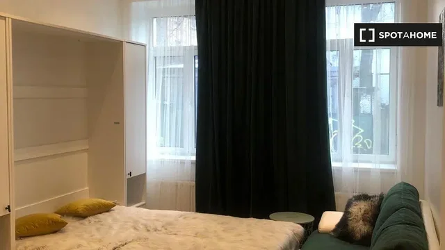 Хол