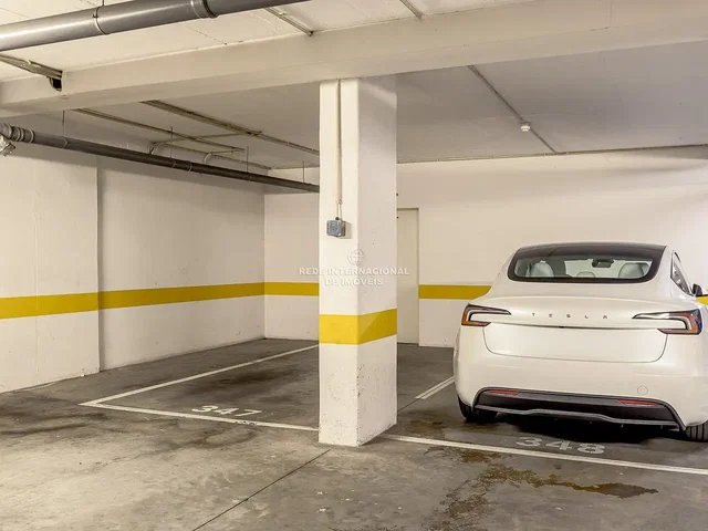 أخرى