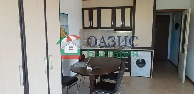 Хол