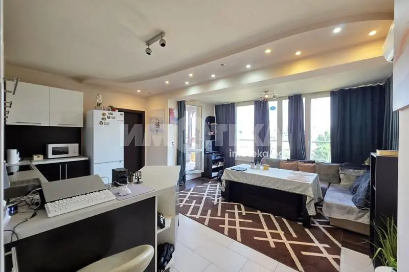 Salon