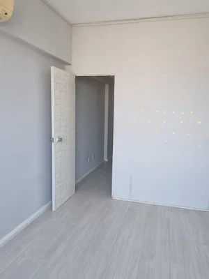 أخرى