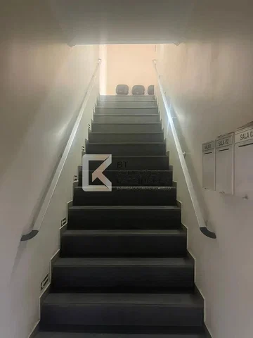 أخرى