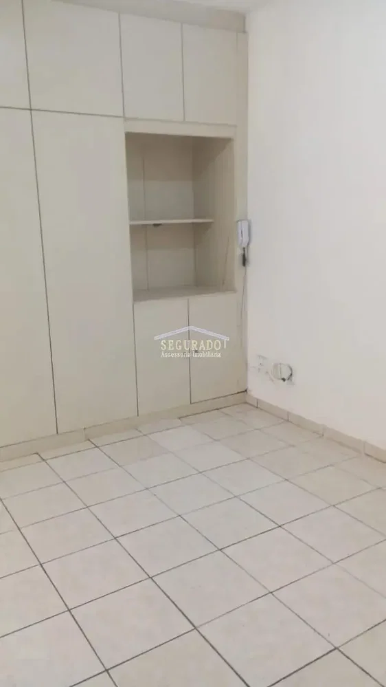 أخرى