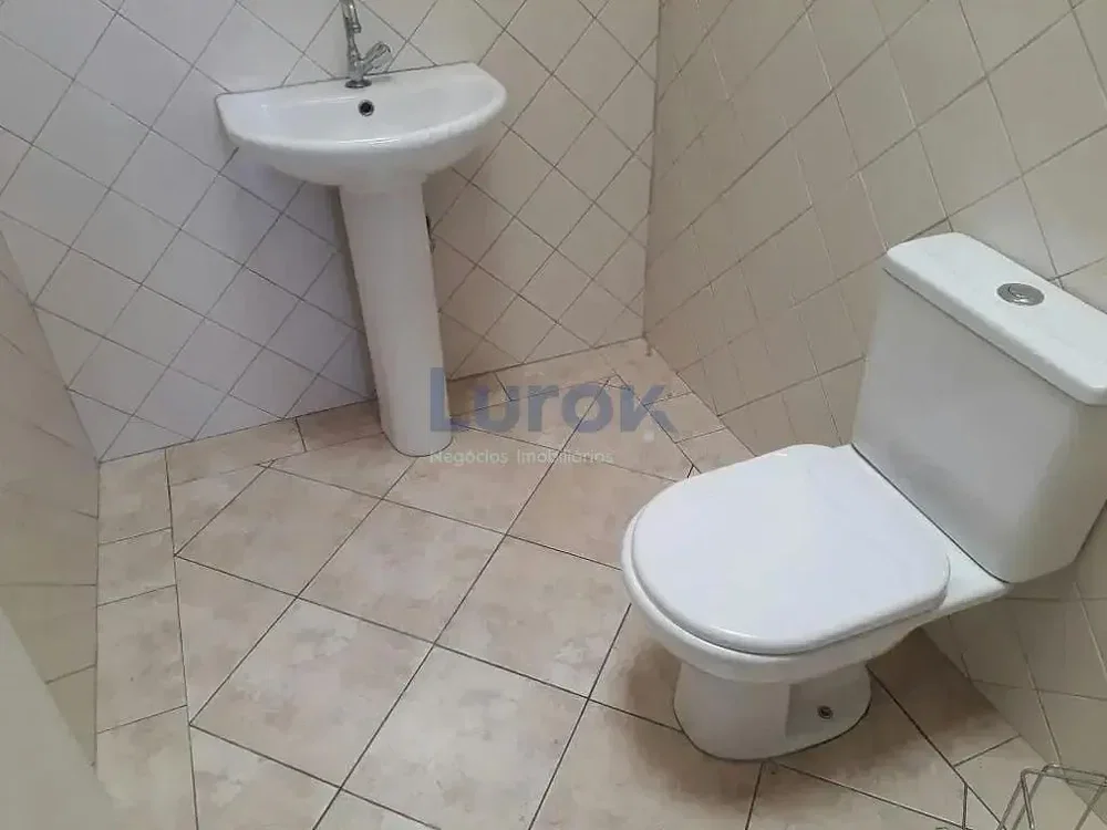 أخرى