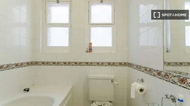 Хол