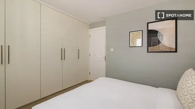 Хол