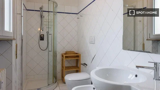 Хол