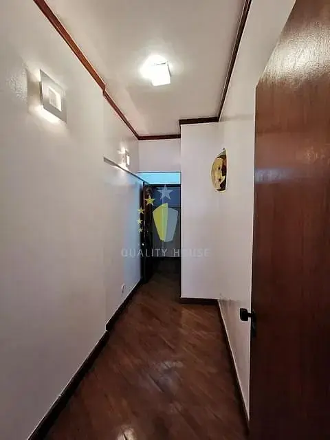 أخرى
