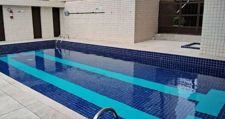 أخرى