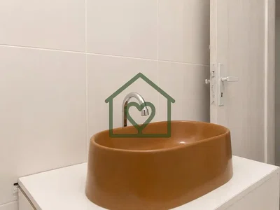 أخرى