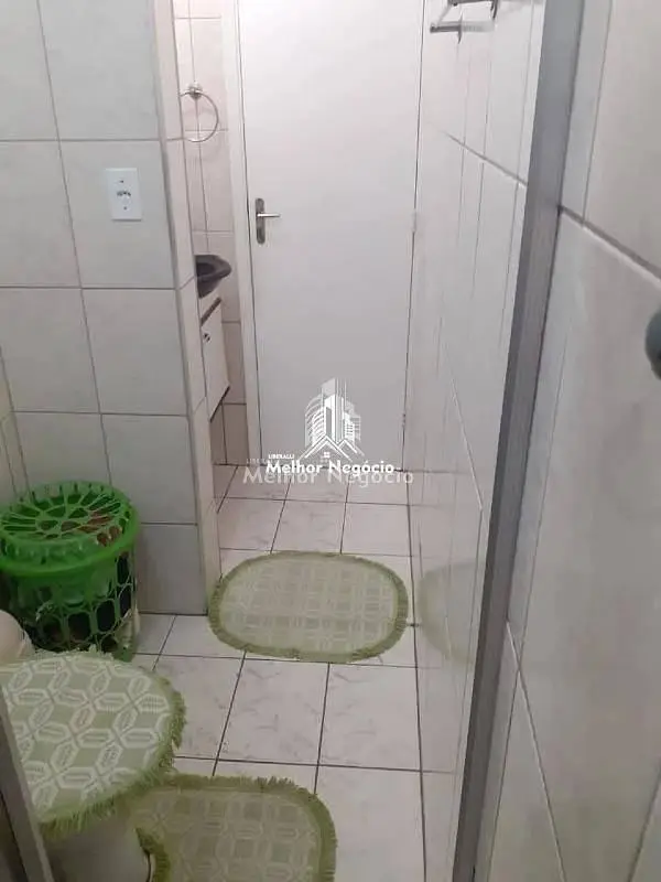 أخرى