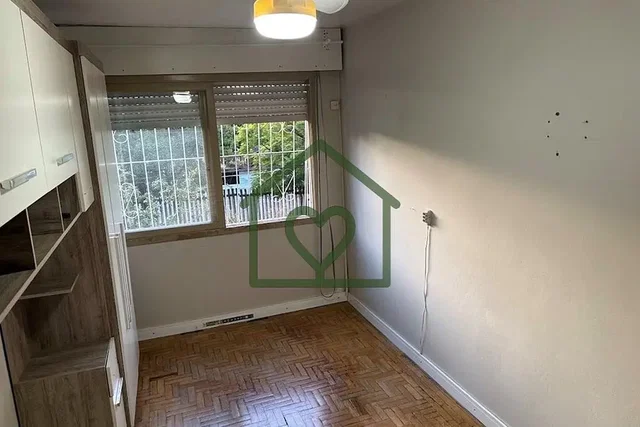 أخرى