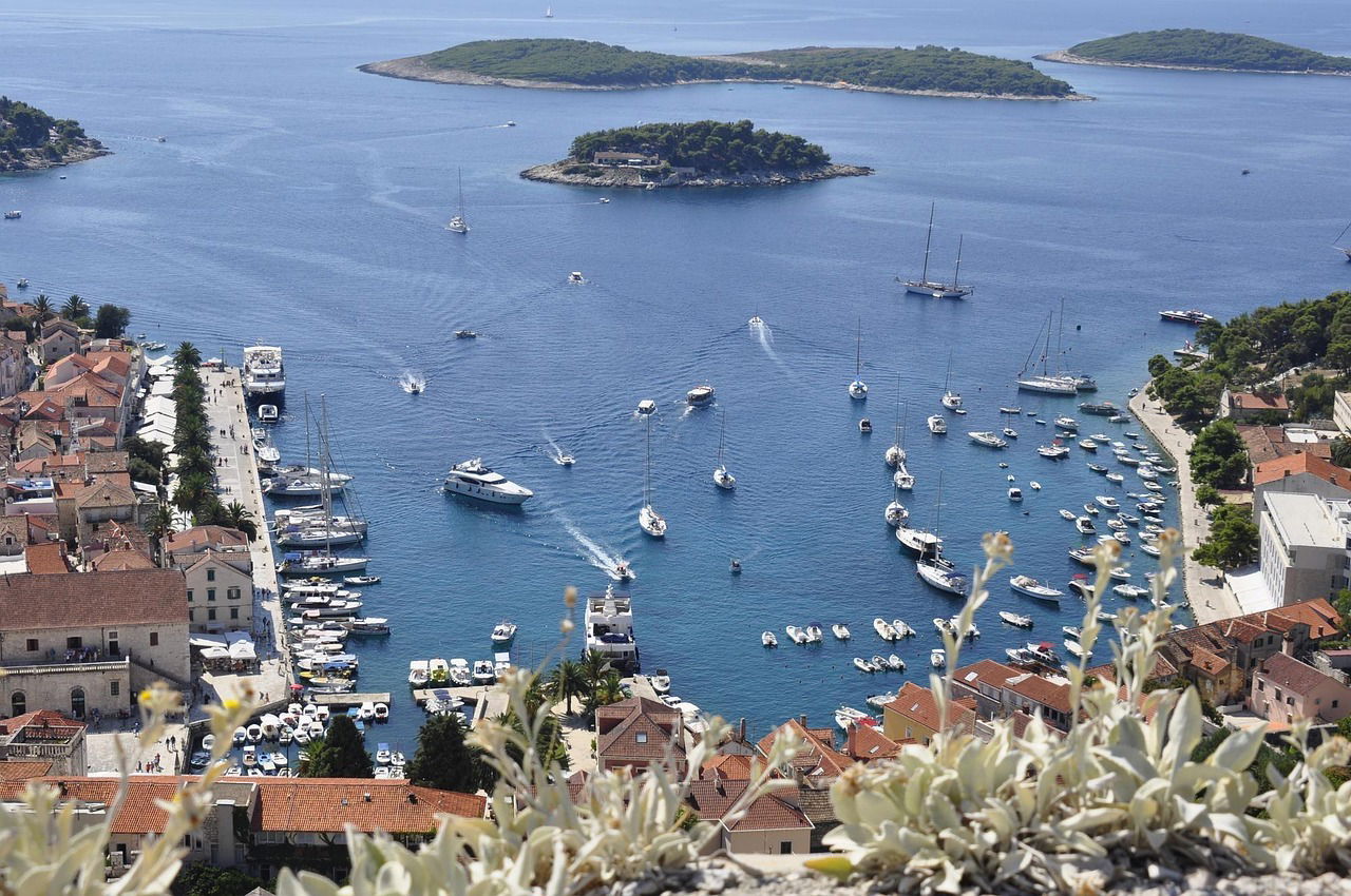 Hvar: Ostrov slunce, wellness a nových supa-investičních příležitostí