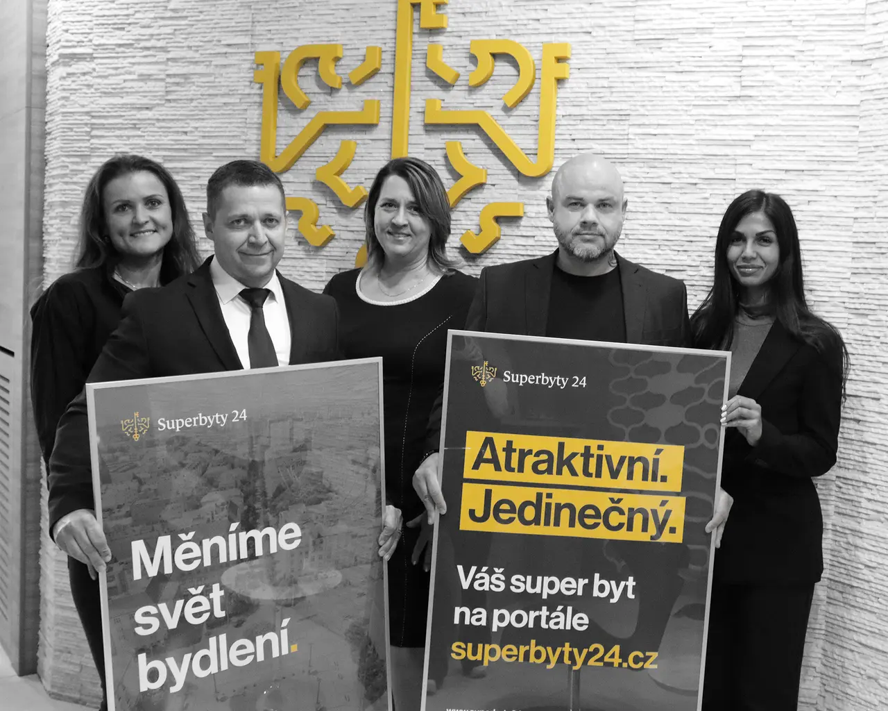 Über uns geschrieben