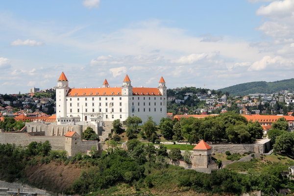 Byty na Slovensku zdražují: Pro koho je to dobrá zpráva?