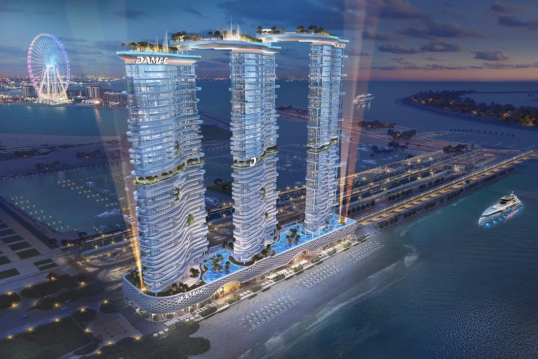 UAE, Dubai, Damac Bay1 by Cavalli